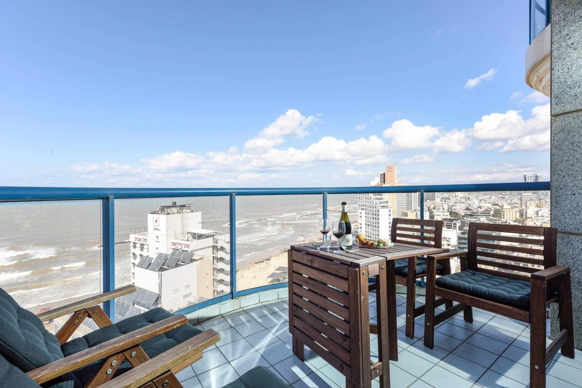 Superb Beachfront Apartments With Shelter By Sea N' Rent Τελ Αβίβ Εξωτερικό φωτογραφία