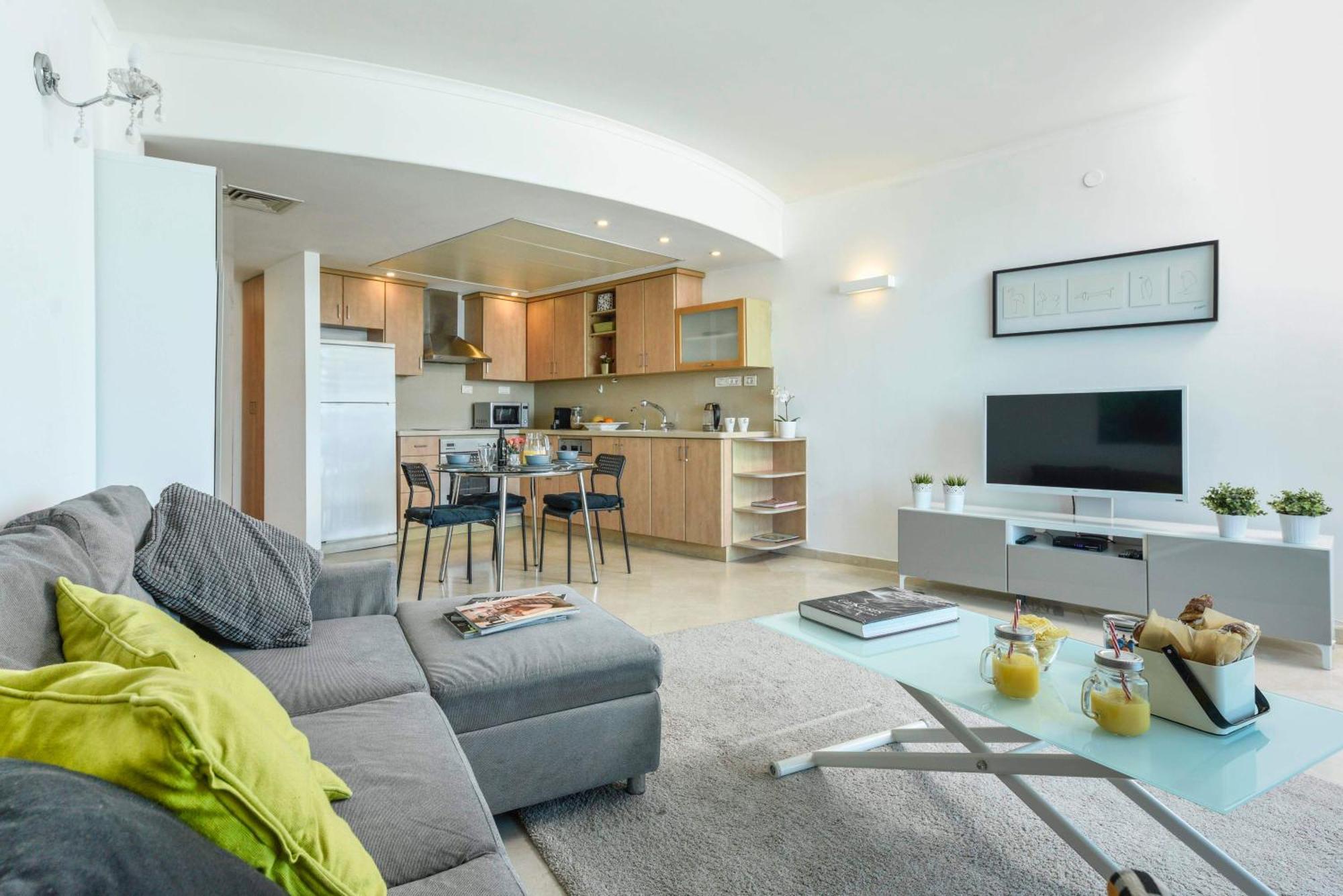 Superb Beachfront Apartments With Shelter By Sea N' Rent Τελ Αβίβ Εξωτερικό φωτογραφία