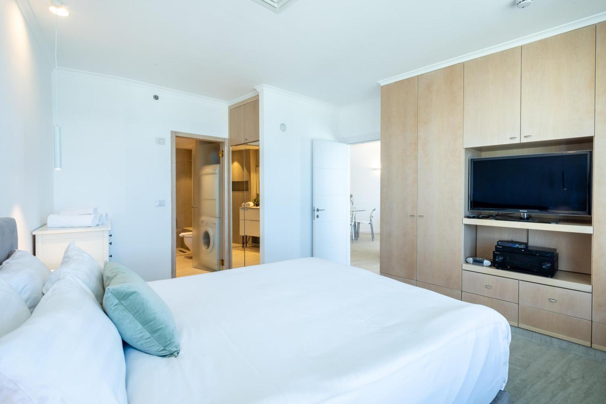 Superb Beachfront Apartments With Shelter By Sea N' Rent Τελ Αβίβ Εξωτερικό φωτογραφία