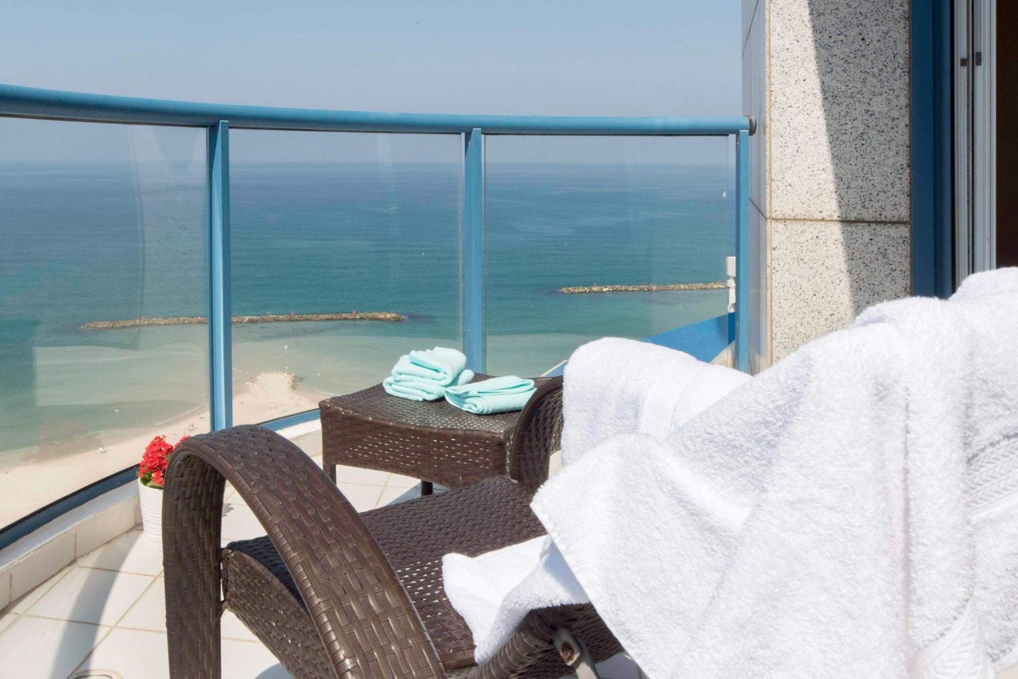 Superb Beachfront Apartments With Shelter By Sea N' Rent Τελ Αβίβ Εξωτερικό φωτογραφία
